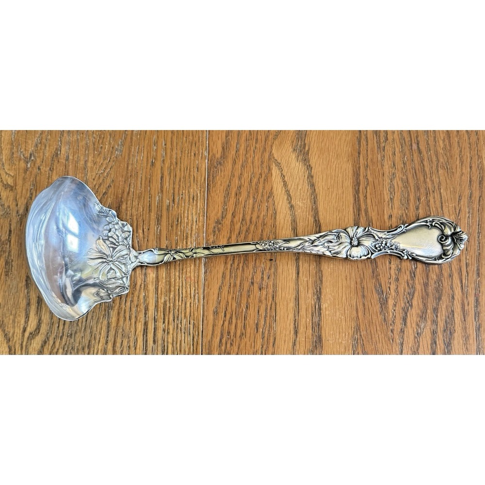 ANTIQUE SILVERPLATE 1835 R WALLACE FLORAL PUNCH LADLE HEAVY ORNATE PATTERN